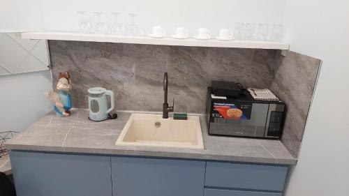 Lovely studio in Sololaki close to Libery Square #3