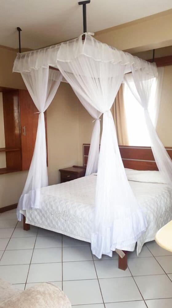 Sagas Hotel Ltd