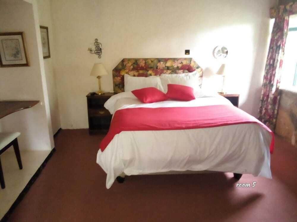 Pine Tree Inn in Nyanga, Zimbabwe