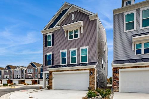 Oyster House Village 21503 Helm St — 4-Star Luxury Hotel in Rehoboth Beach, United States