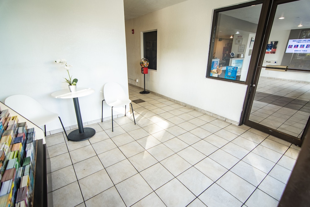 Motel 6 Kissimmee FL Orlando - photo 4