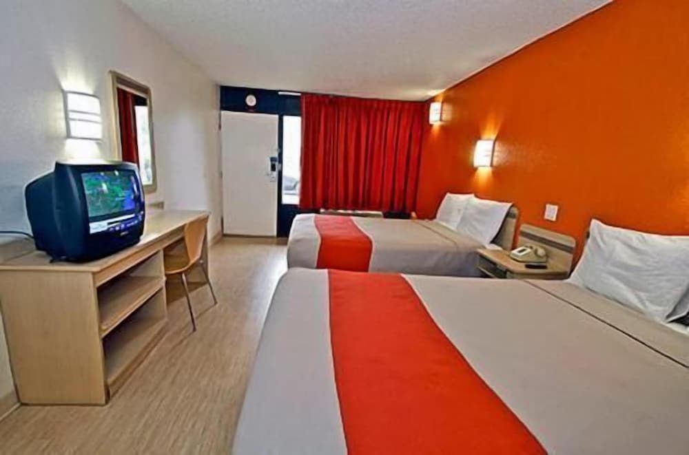Motel 6 McKinney TX North - photo 17