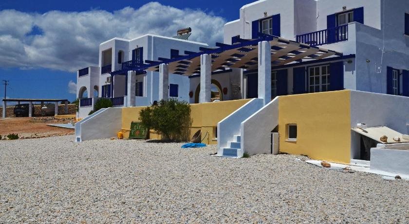 Petros Rooms in Mesaria, Greece