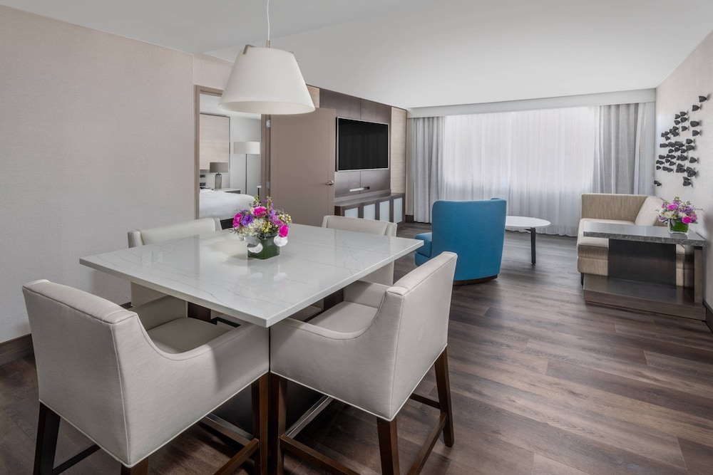 Marriott Madison West - photo 17