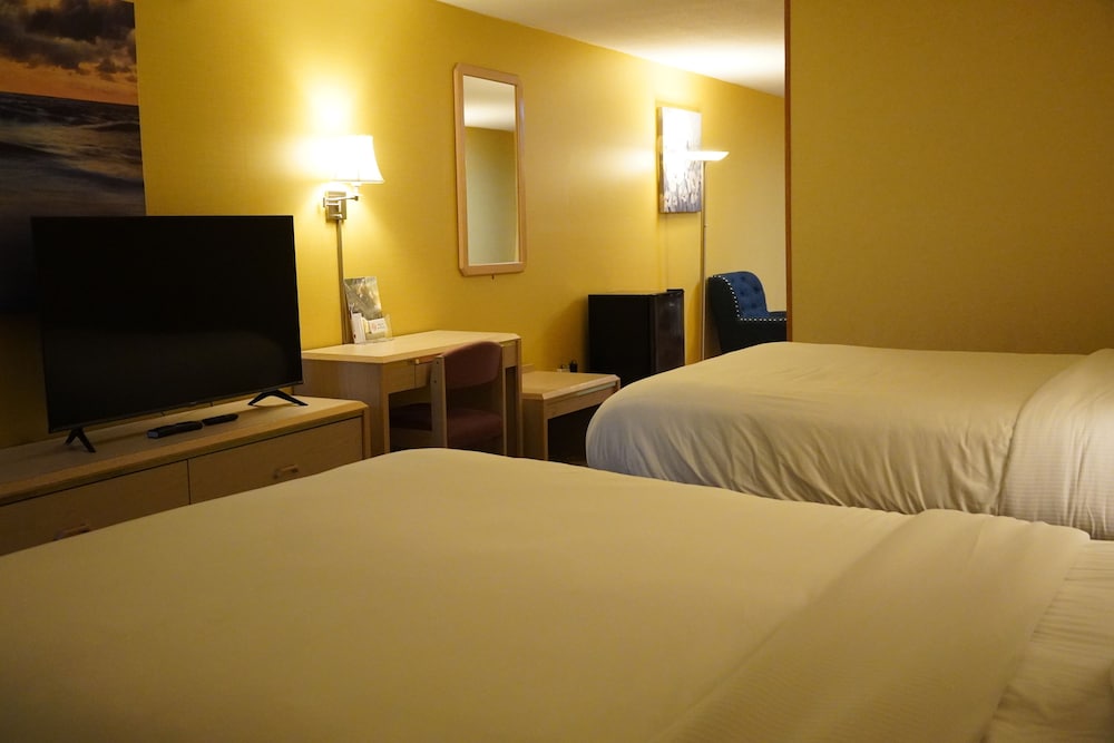 Timberland Inn & Suites - photo 52