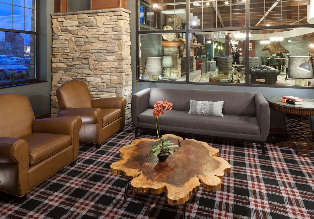 Embassy Suites Anchorage - photo 7