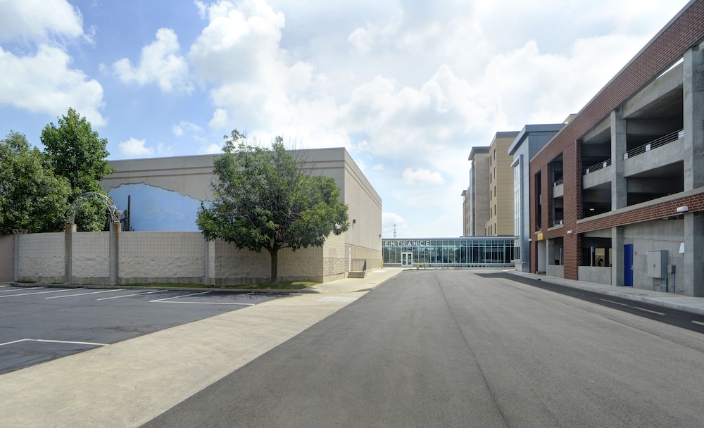 Courtyard Muncie at Horizon Convention Center - photo 55