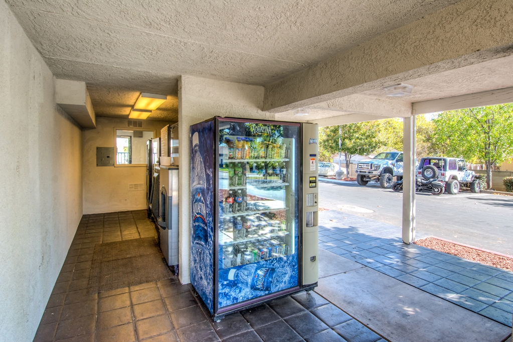 Motel 6 Redding CA South - photo 26