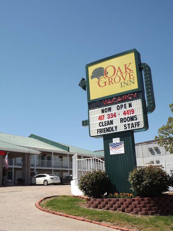 Oak Grove Inn - photo 7