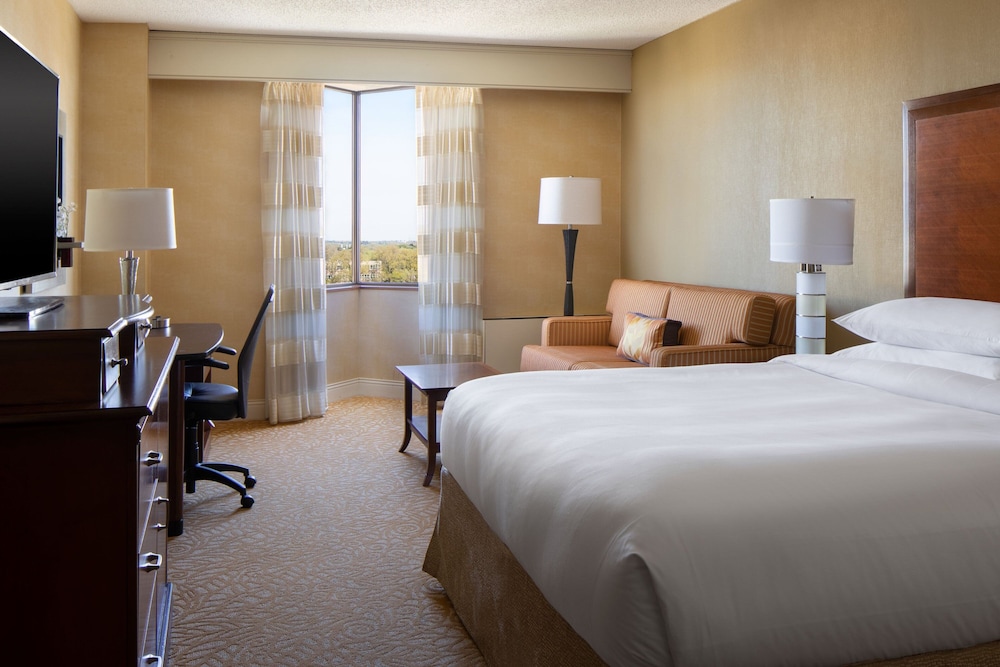 The Lincoln Marriott Cornhusker Hotel - photo 14