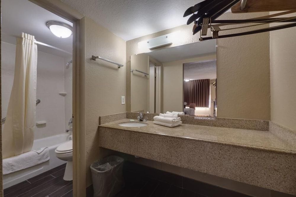 Countryside Inn & Suites Orlando - photo 16
