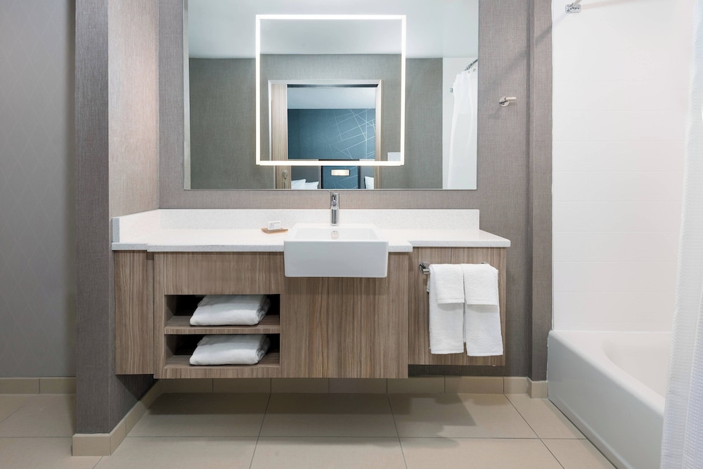 SpringHill Suites by Marriott Lakeland - photo 19