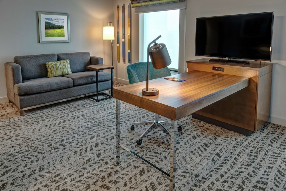 Hampton Inn & Suites Nashville Goodlettsville - photo 11