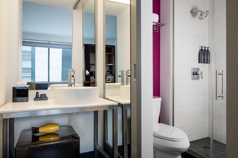 Aloft Denver Downtown - photo 13