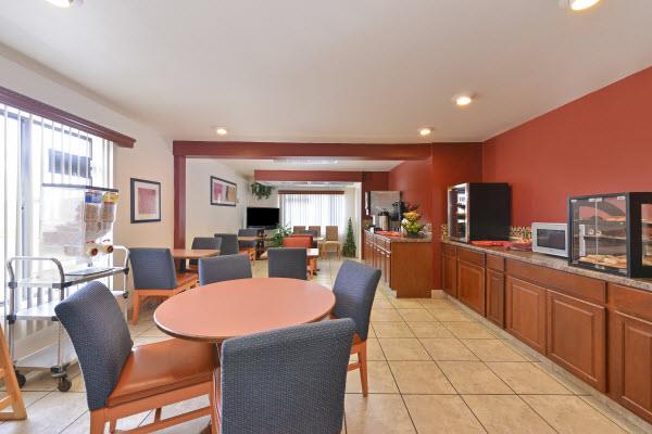 Americas Best Value Inn & Suites Ft. Collins E at I 25 - photo 27