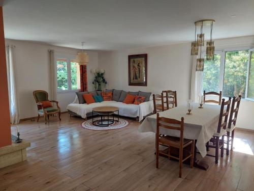 Serenite in Unknown City, France