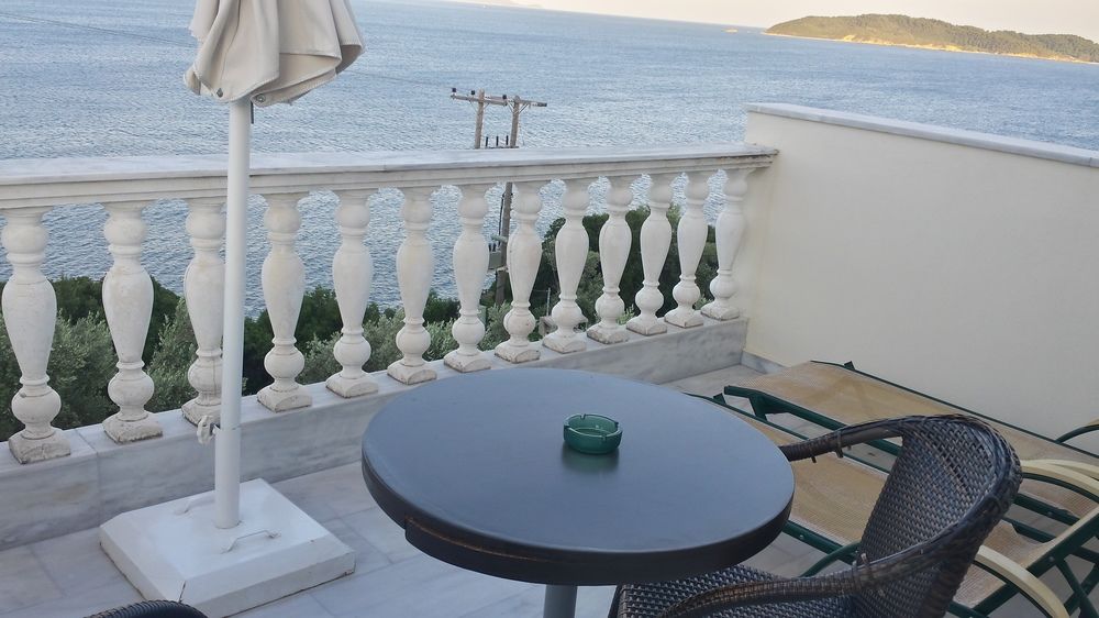 Cape Achladies Mitikas - last minute hotel in Skiathos