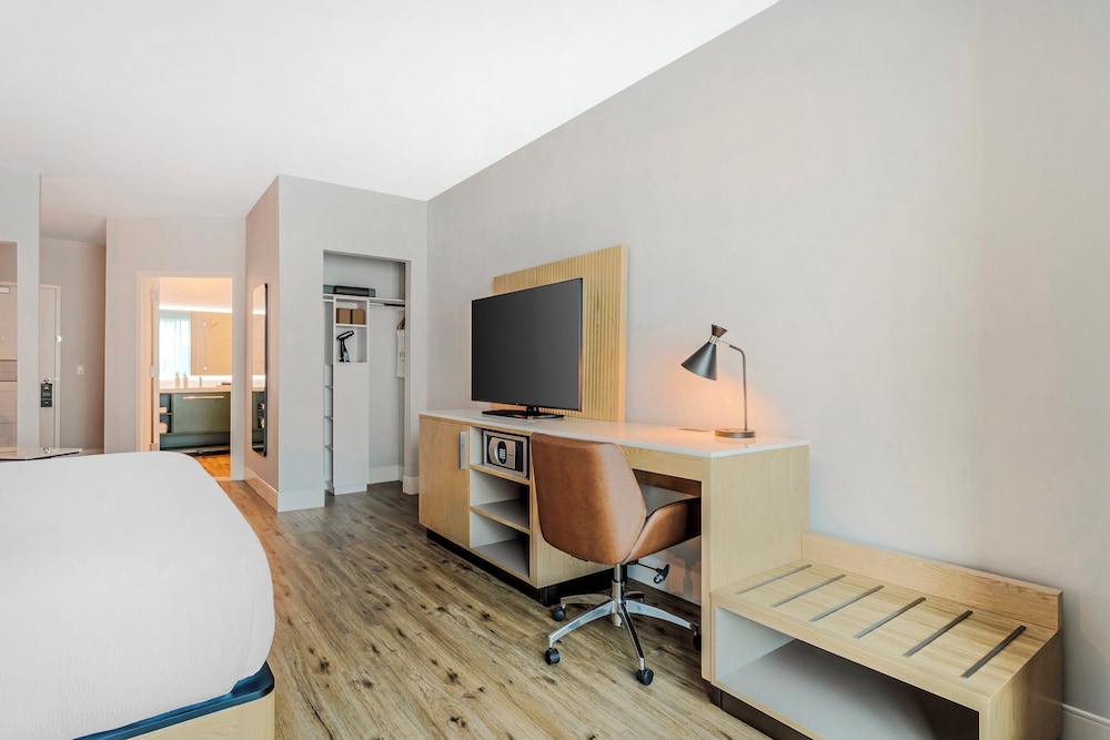EVEN Hotel Waco University Area by IHG - photo 30