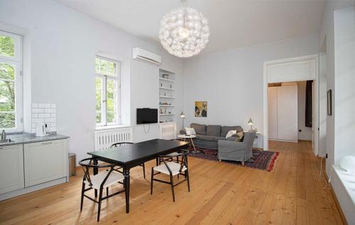 Tranquil 1BR Sololaki Apt By Wehost