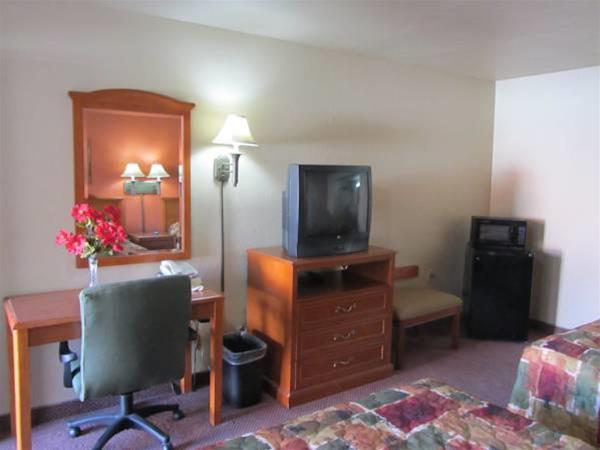 Best Budget Inn Abilene - photo 31