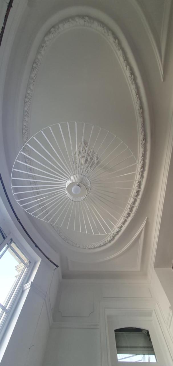 Hotel Particulier Le 119 — 4-Star Luxury Hotel in Valenciennes, France