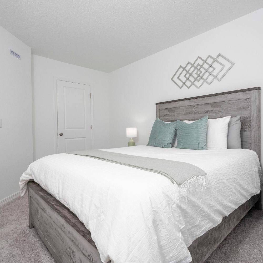 Gorgeous 3Bd Close to Disney at Festival Resort 661 - photo 39