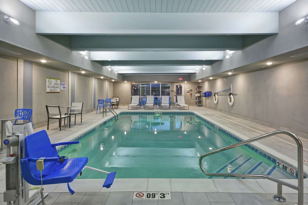 Home2 Suites by Hilton Grand Rapids North - photo 27