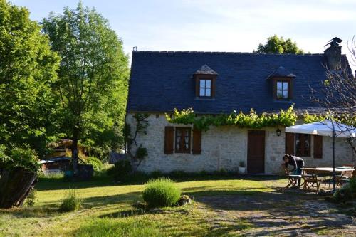 Gîte de charme piscine privée à Martel — hotel in Martel