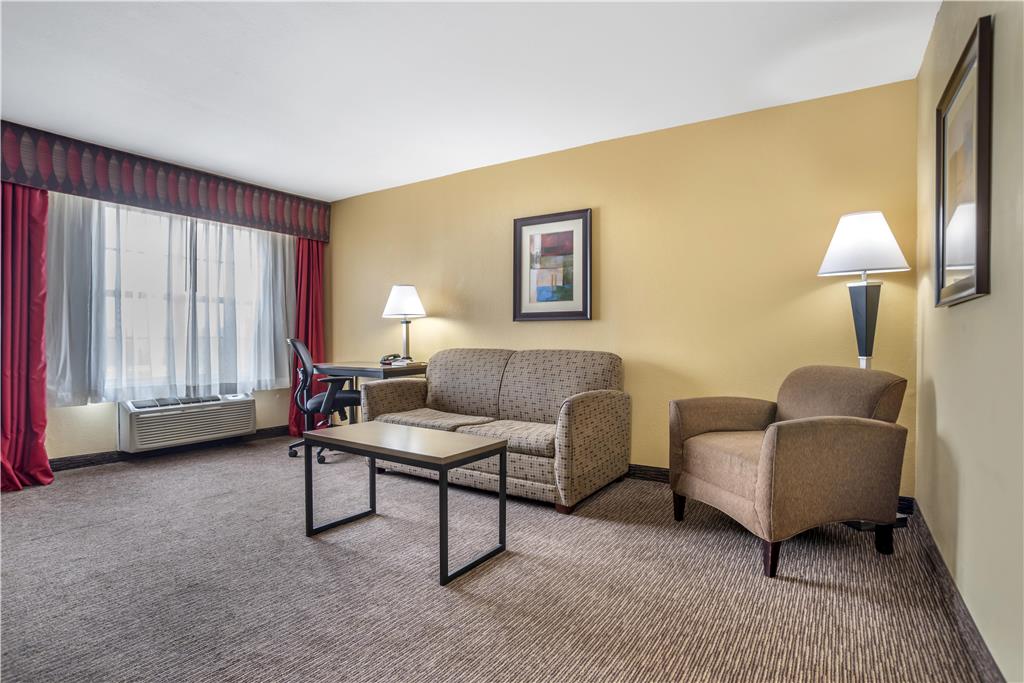 Best Western Plus Bessemer Hotel & Suites - photo 25