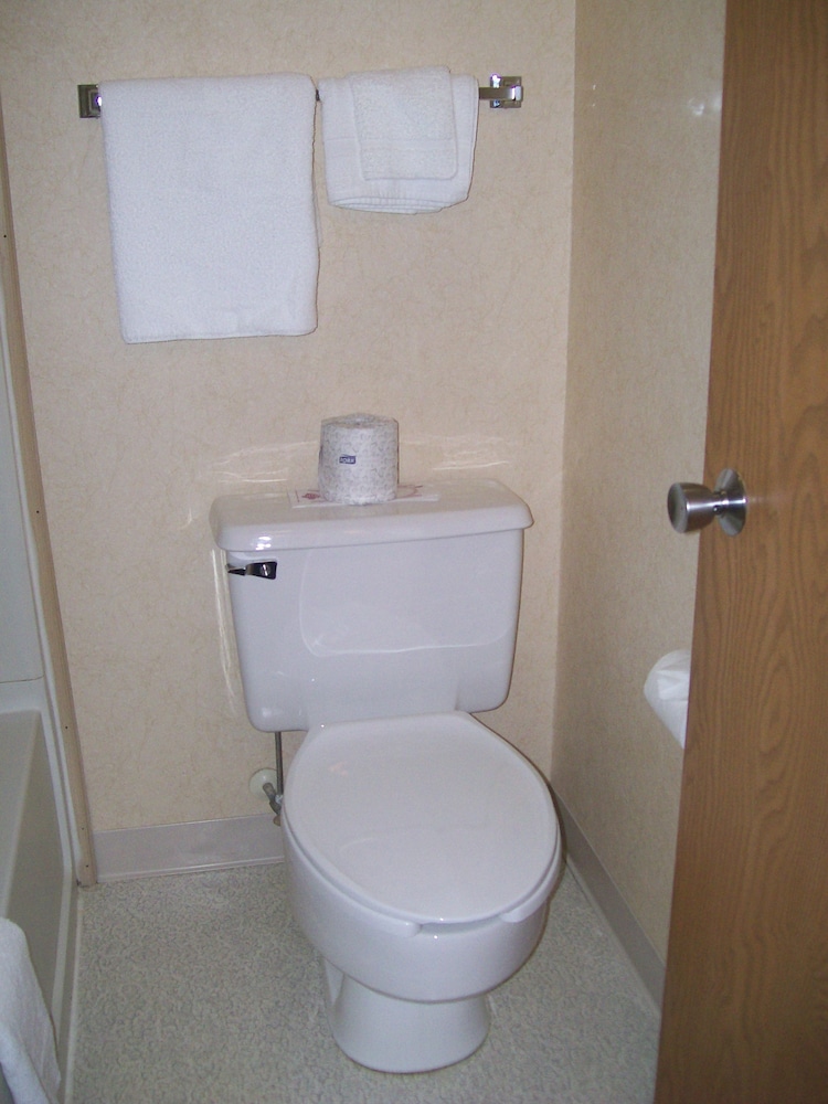Quality Inn Bloomsburg - photo 26