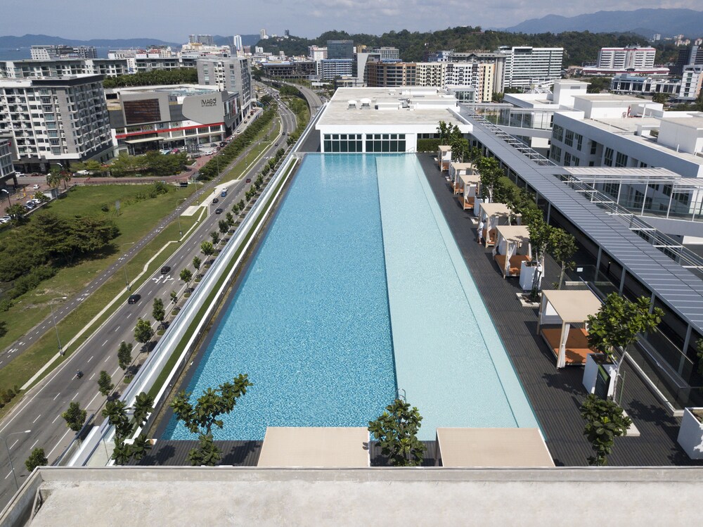 Family Pad near Mall in Kota Kinabalu, Malaysia