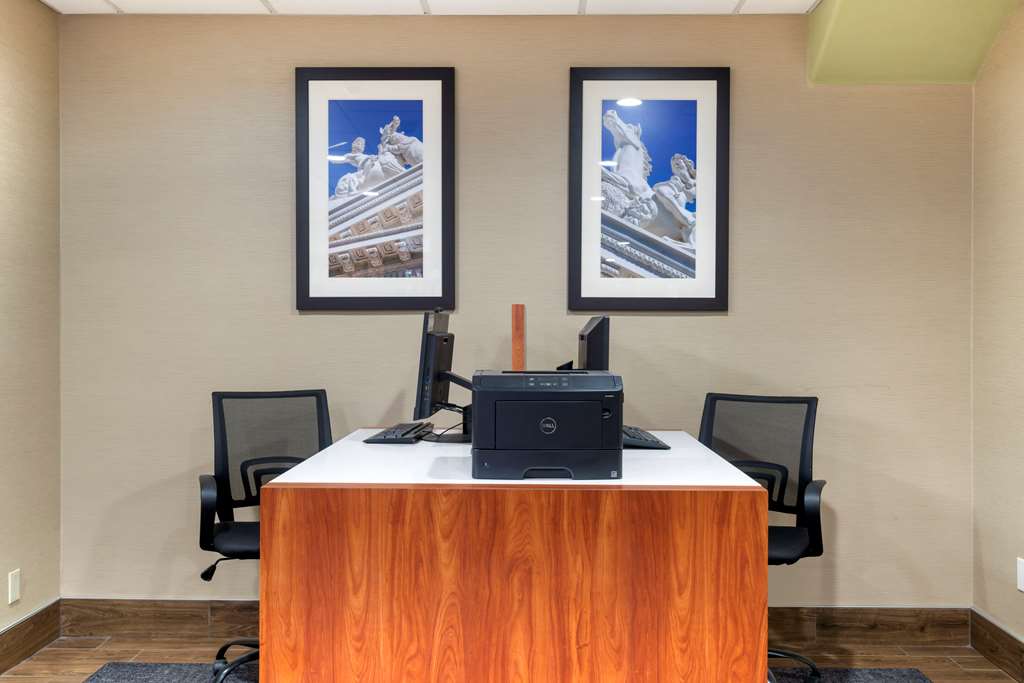 Comfort Suites Marysville Yuba City - photo 28