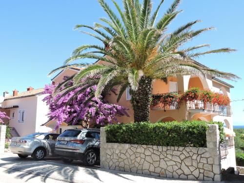 Neda Apartmani — 4-Star Luxury Hotel in Mali Losinj, Croatia