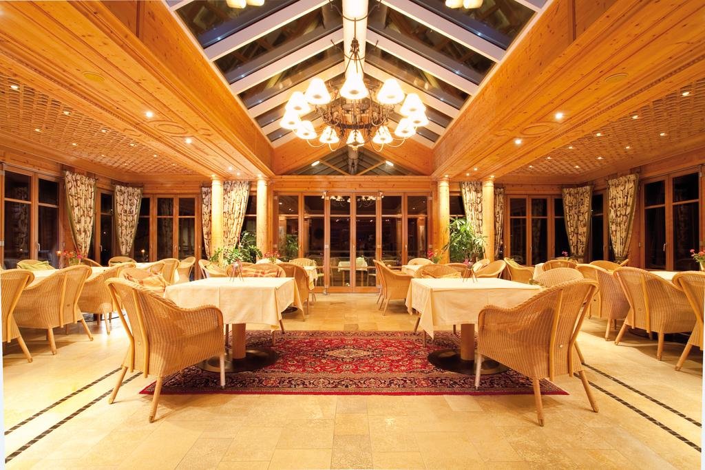 Hotel Gassner 4 Sterne Superior 1200 qm SPA — hotel in Neukirchen Am Grossvenediger