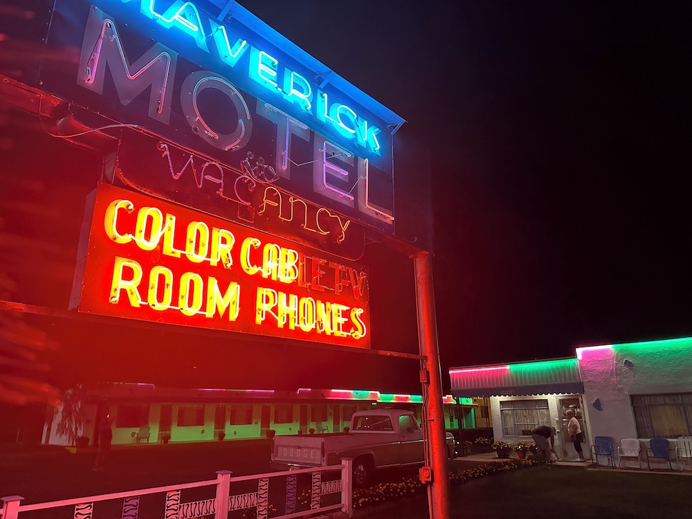 Maverick Motel and Glamp Ground - photo 40