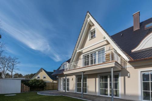 Mueggenburger Weg Wohnung 2_5 — 4-Star Luxury Hotel in Zingst, Germany
