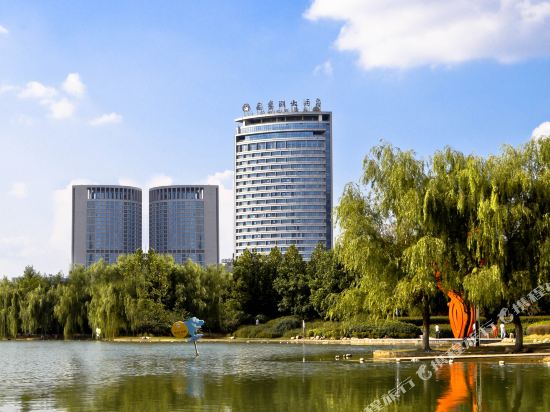 Swan Lake Hotel — 5-Star Luxury Hotel in Hefei, People's Republic of China