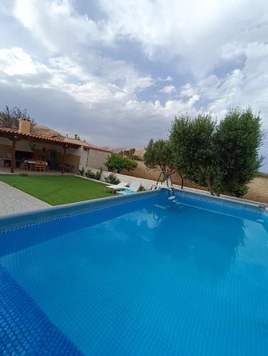 New Olivka House — 4-Star Luxury Hotel in Anavyssos, Greece