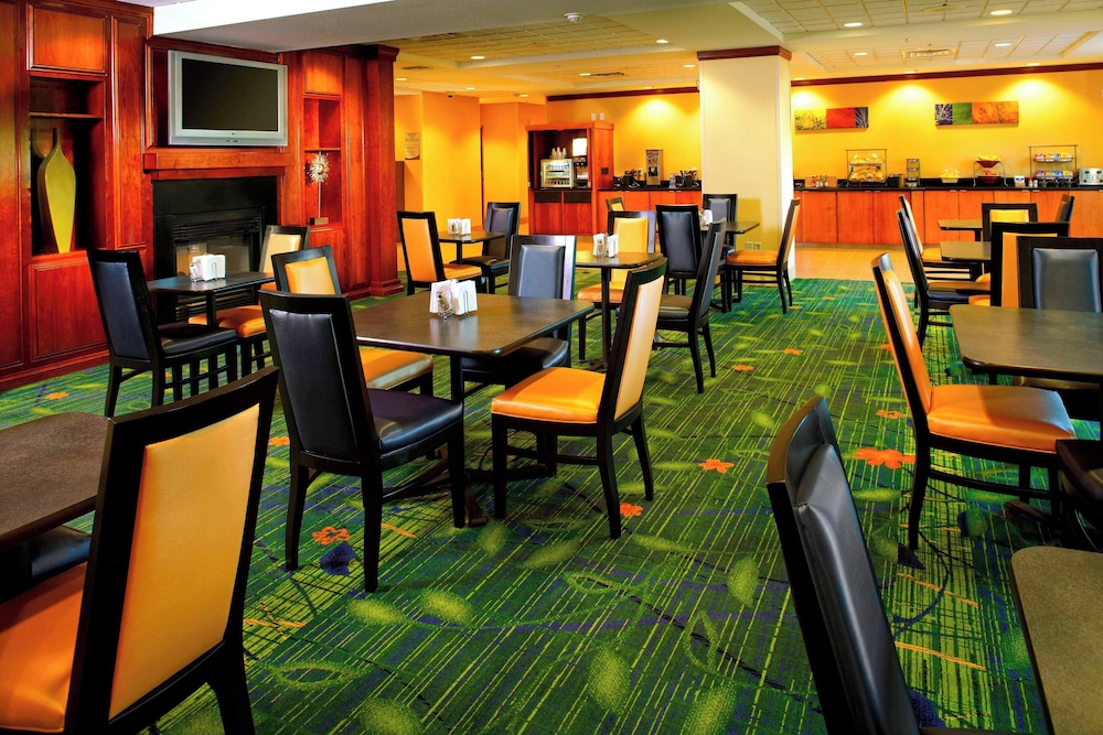 Fairfield Inn & Suites by Marriott Phoenix Midtown - photo 12