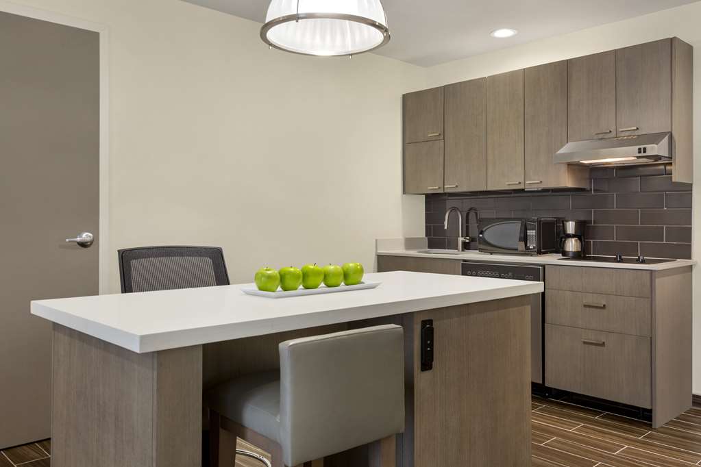 Hyatt House Bryan College Station - photo 13