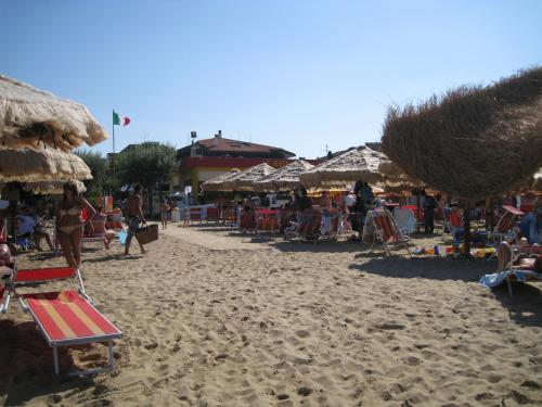 Holiday Dreams — 4-Star Luxury Hotel in Francavilla Al Mare, Italy