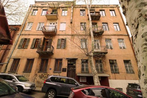 3BR Central and Spacious Apt Vera by Wehost