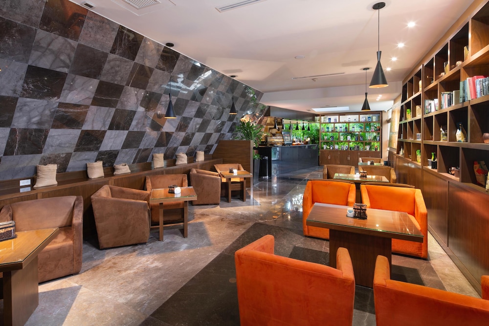 The Pyramid Cancun By Oasis All Inclusive
