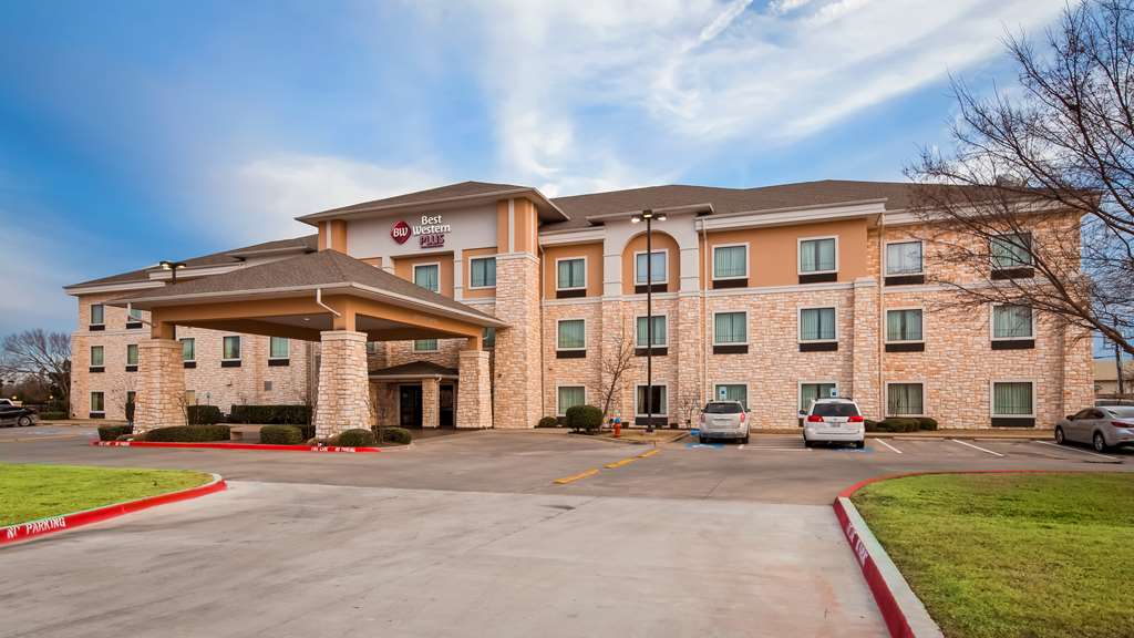 Best Western Plus Christopher Inn & Suites - featured photo