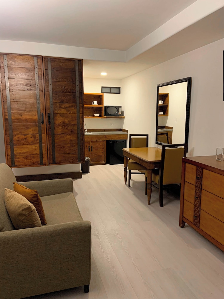 Hotel Hacienda Santana