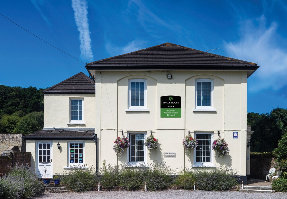 Edale House — 4-Star Luxury Hotel in Lydney, United Kingdom