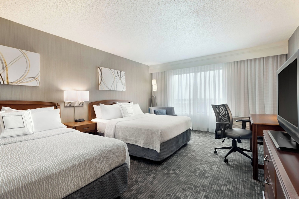 Courtyard by Marriott Dayton Beavercreek - photo 12