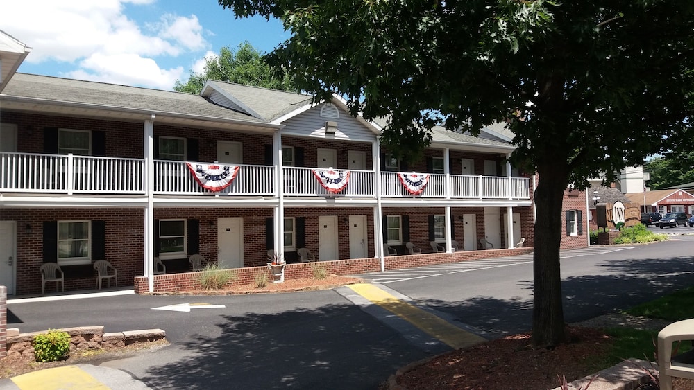 Inn at Cemetery Hill - photo 82