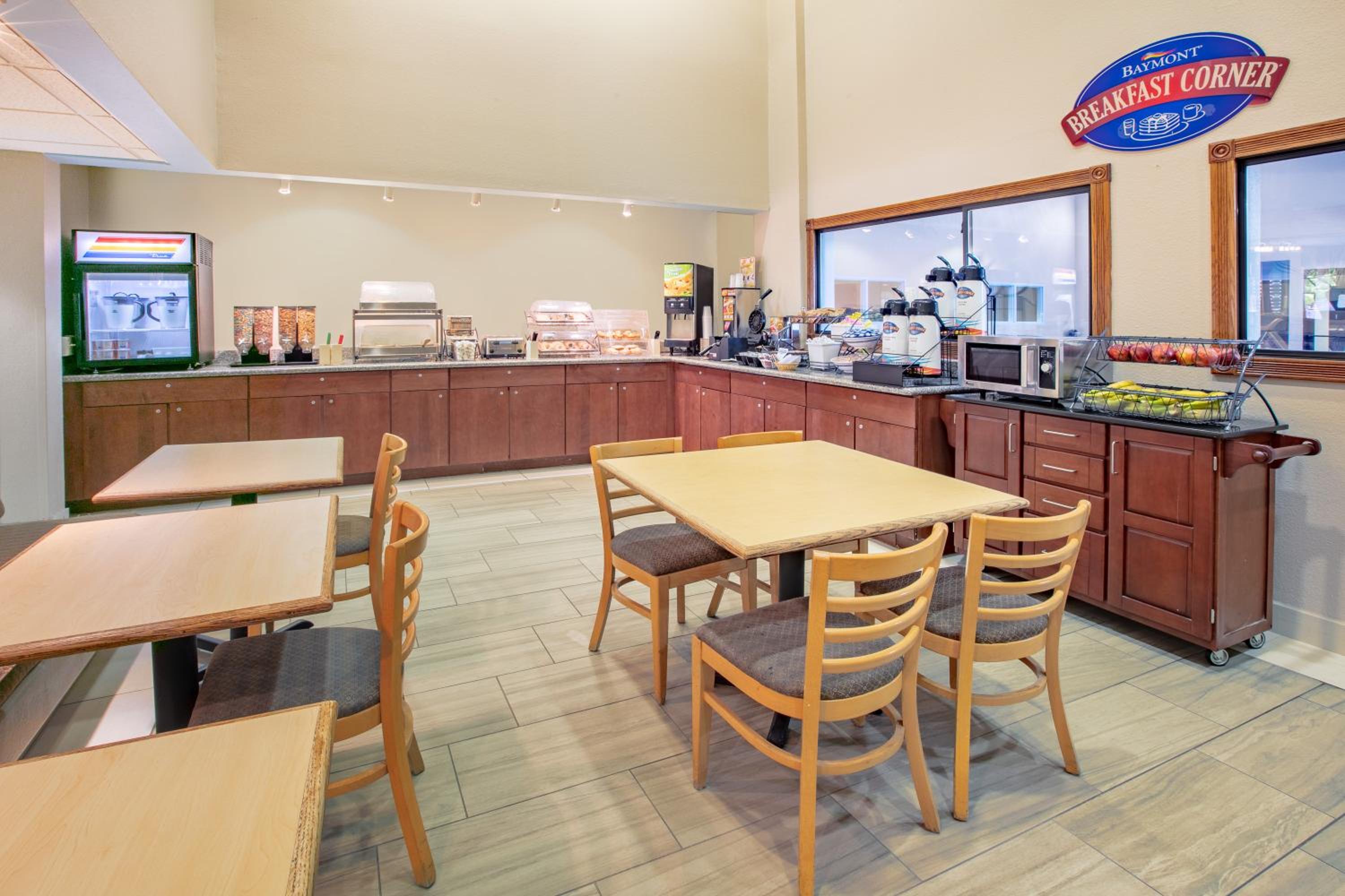 Baymont by Wyndham Roswell - photo 10