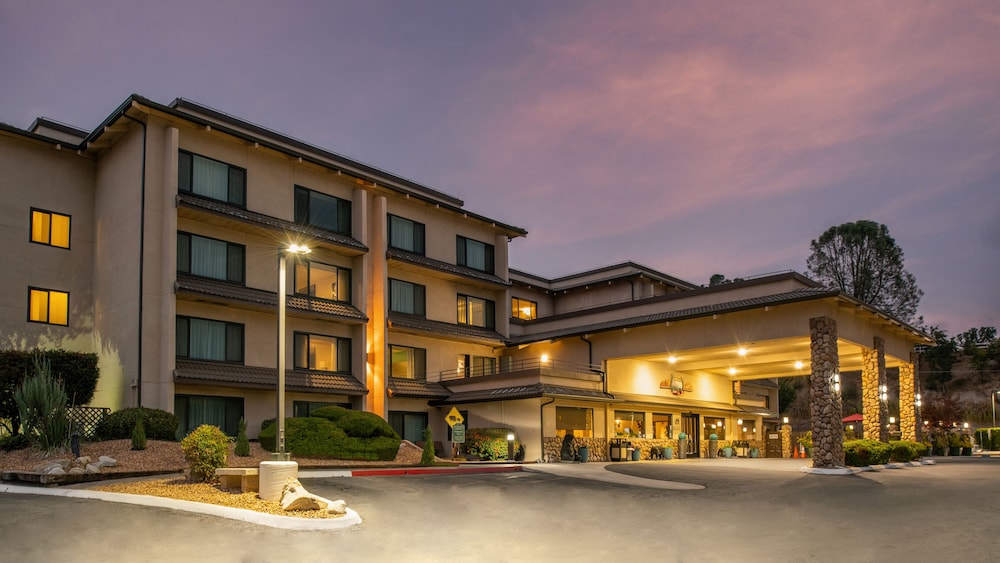 Yosemite Southgate Hotel & Suites - photo 53